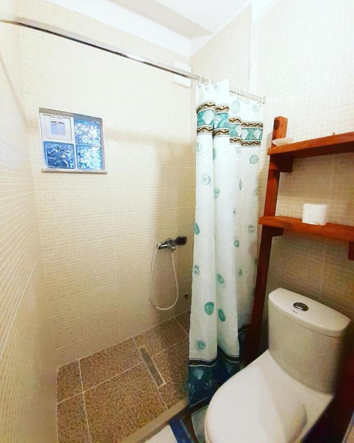 At Pikotiko'S - Korca City Rooms For Rent المظهر الخارجي الصورة