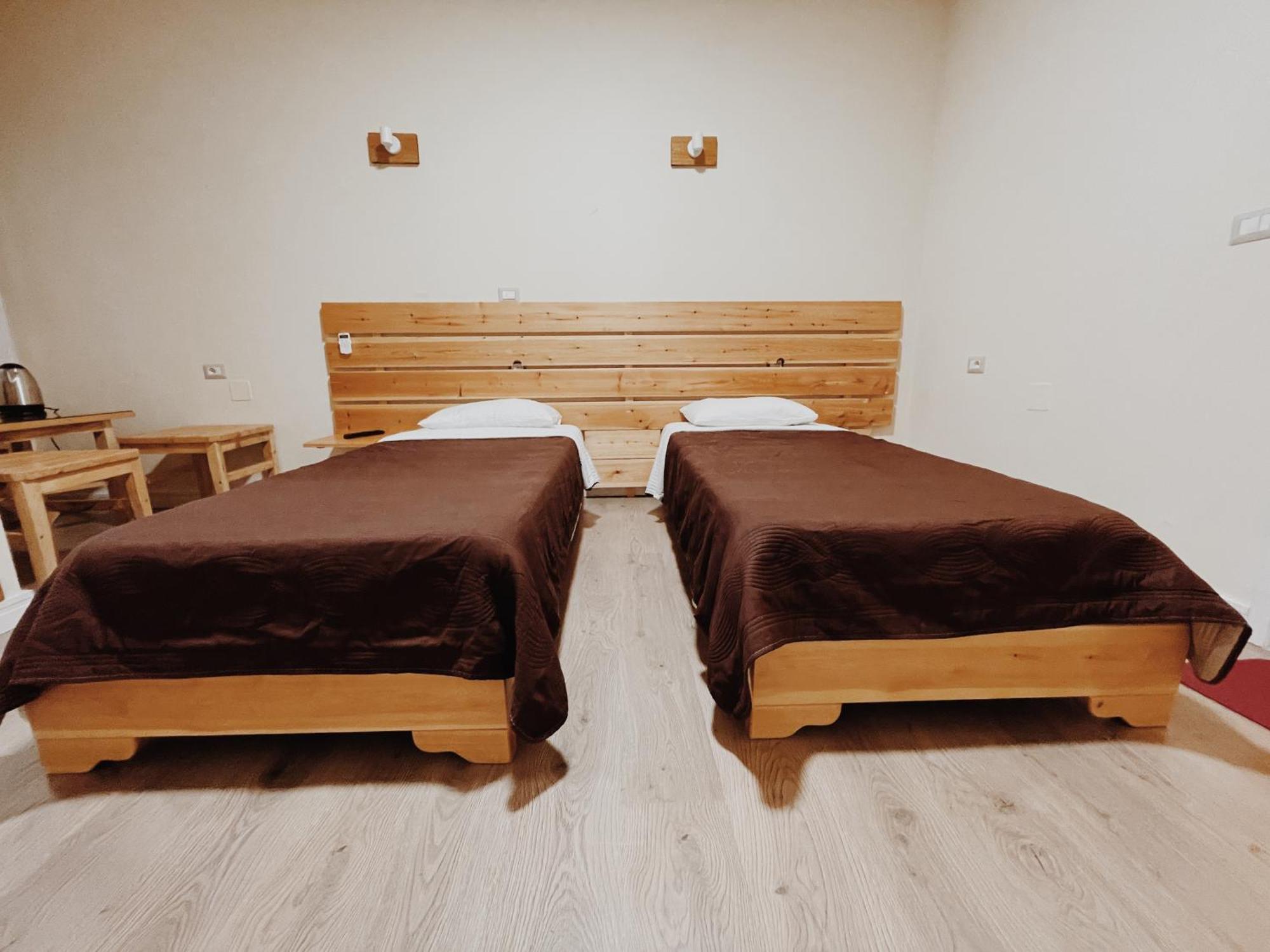 At Pikotiko'S - Korca City Rooms For Rent المظهر الخارجي الصورة